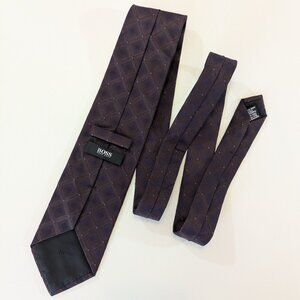 Hugo Boss Geometric Print Silk Tie - Dark plum color with blue dots - Made in It